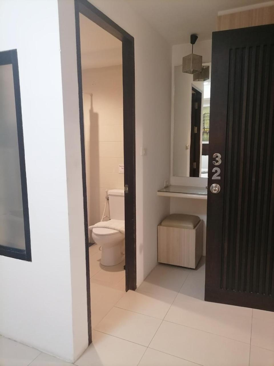 Amici Miei Guesthouse - SHA Plus Phuket Extérieur photo